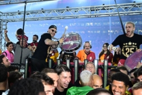 Galatasaray, Kayserispor’u 3-0 Yenerek Süper Lig’de Şampiyonluğunu İlan Etti