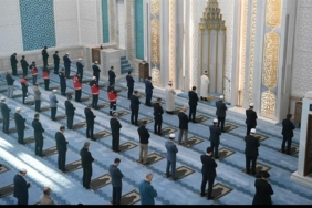 Rüyada namaz kılan cemaat görmek